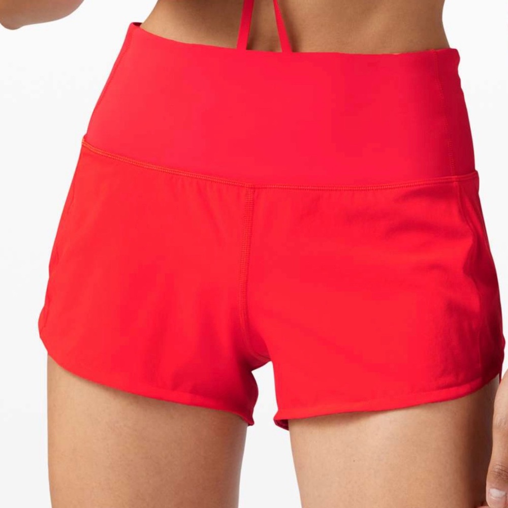 Speed up high rise 2.5 inch carnation red shorts size 8 women’s Lululemon NWT